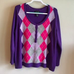Bright argyle pattern sweater